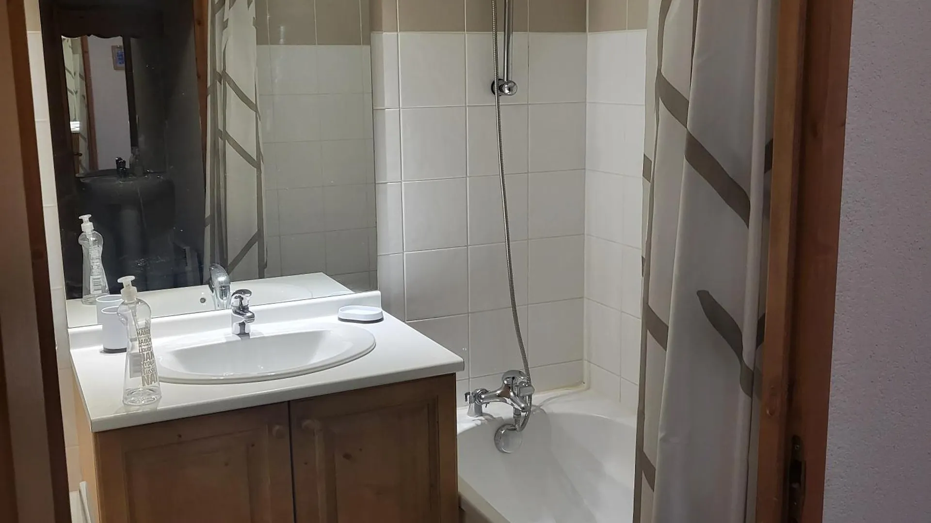 Be First On The Lift Each Morning! 2Bed Apt. 6 Pax Saint-Gervais-les-Bains Appartamento